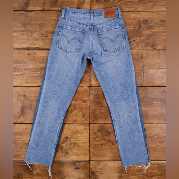 LEVIS 501 Vintage Straight-Leg Stonewashed Blue Distressed Denim Jeans Sz. 25 - Picture 2 of 14